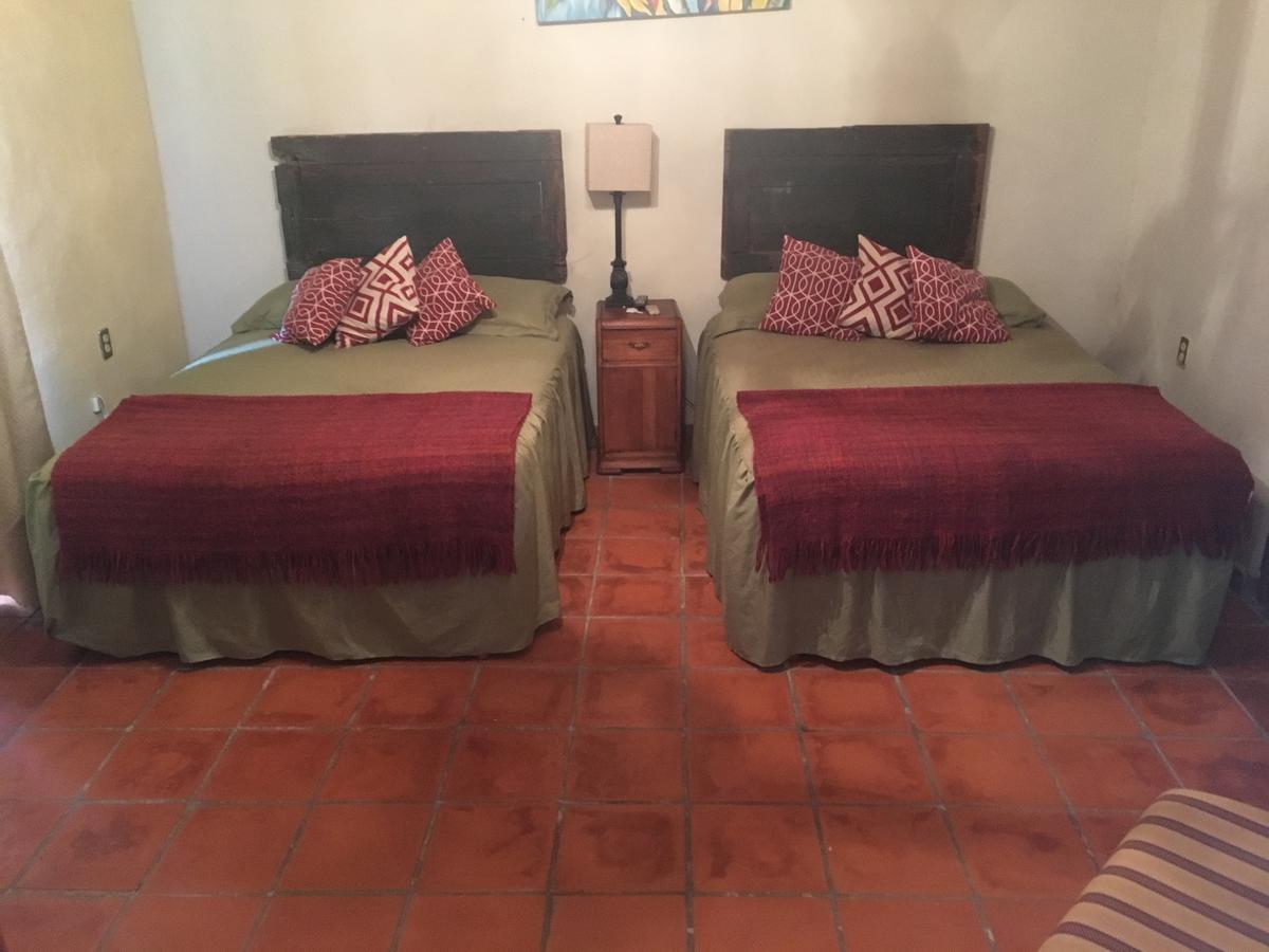 Hostal Dona Carlota Hotel Cuatrocienegas de Carranza ภายนอก รูปภาพ